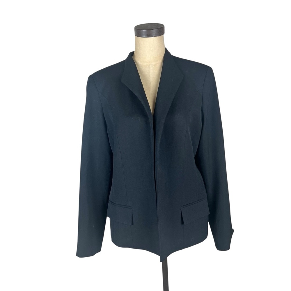 Vintage Austin Reed Black Worsted Wool women’s collarred blazer SZ 16